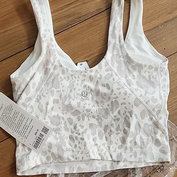 Lululemon Align Tank - Picture 7 of 8